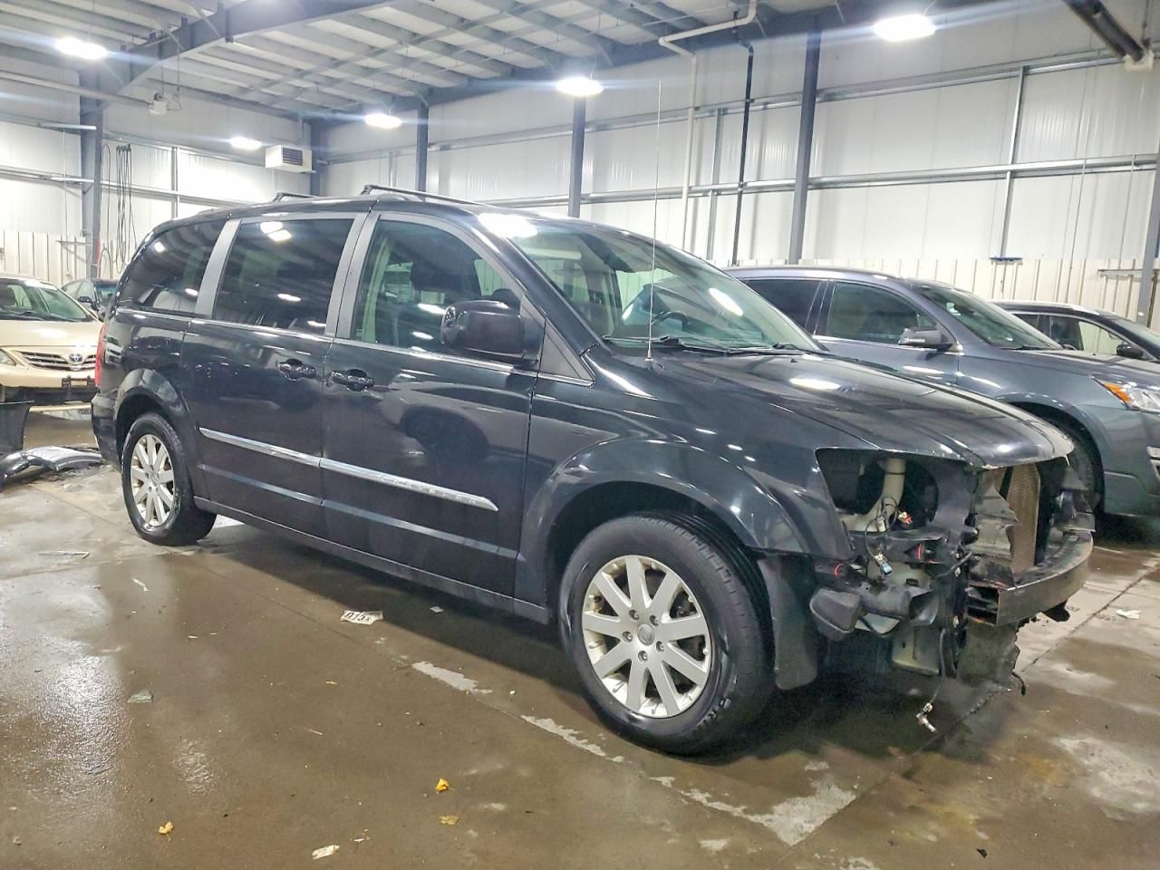 2013 Chrysler Town & Country Touring