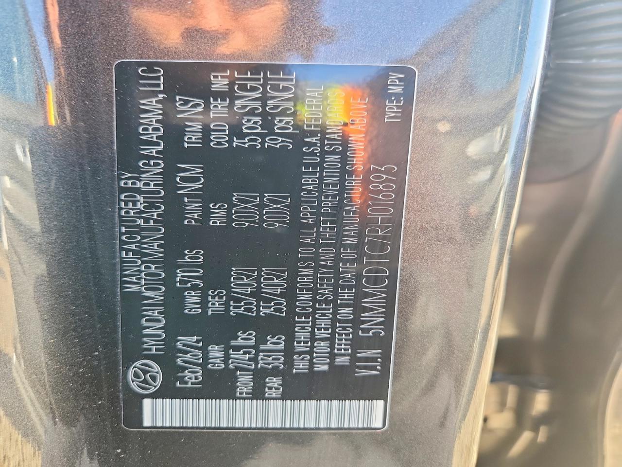 2024 Genesis Gv70