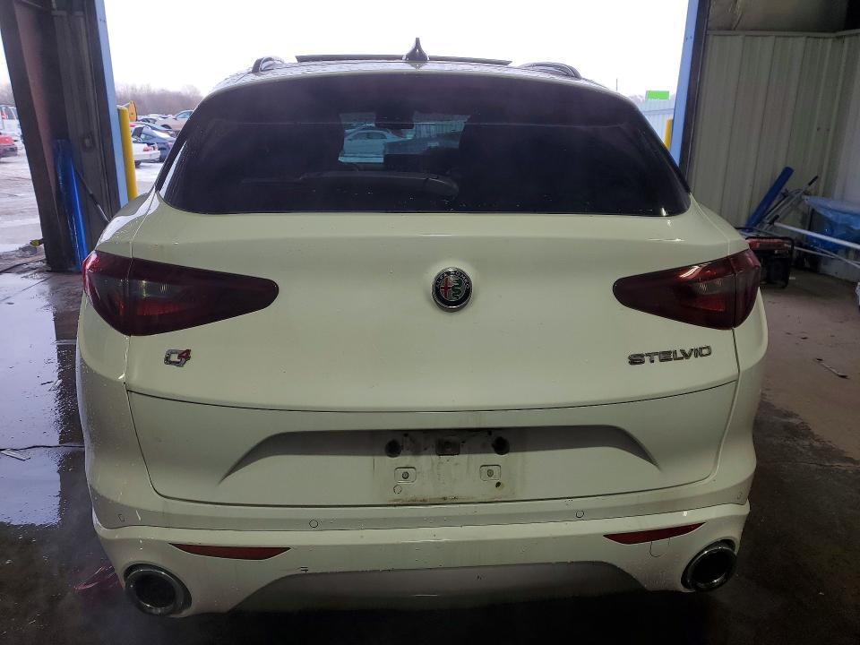 2020 Alfa Romeo Stelvio