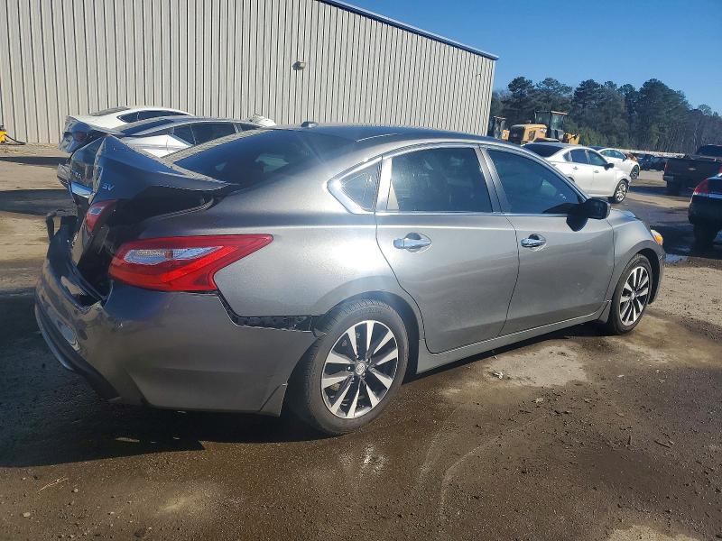 2017 Nissan Altima sv