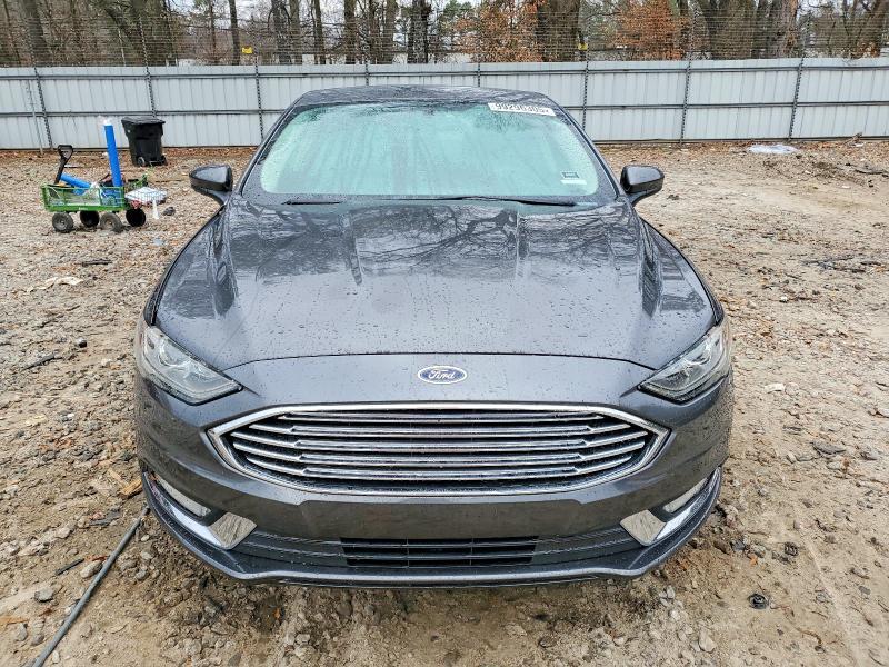 2018 Ford Fusion se Hybrid