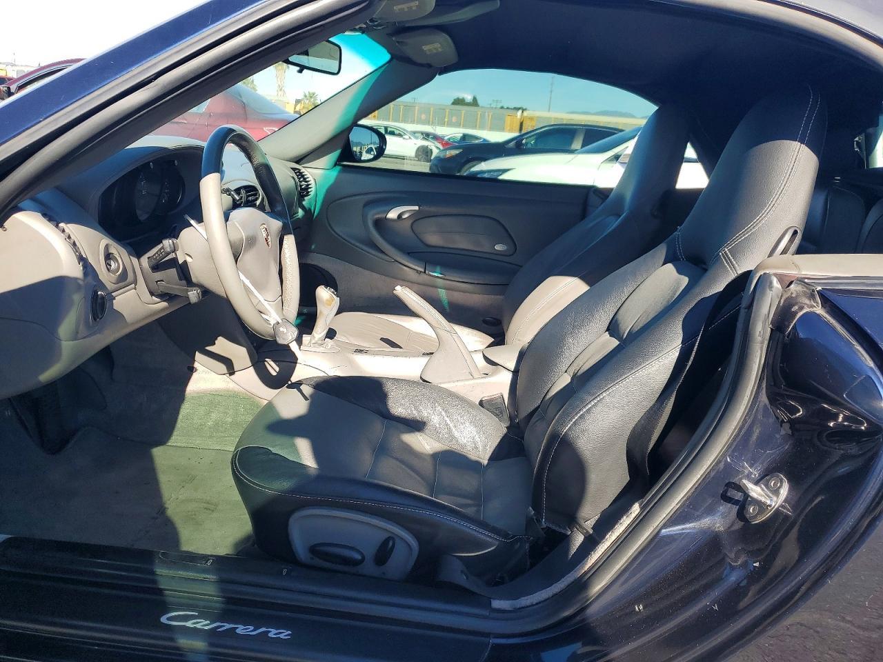 2003 Porsche 911 Carrera 2