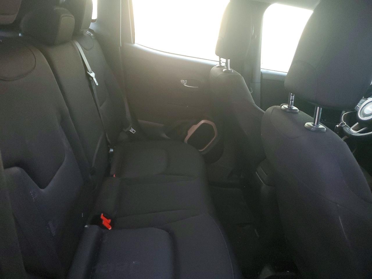 2016 Jeep Renegade Sport