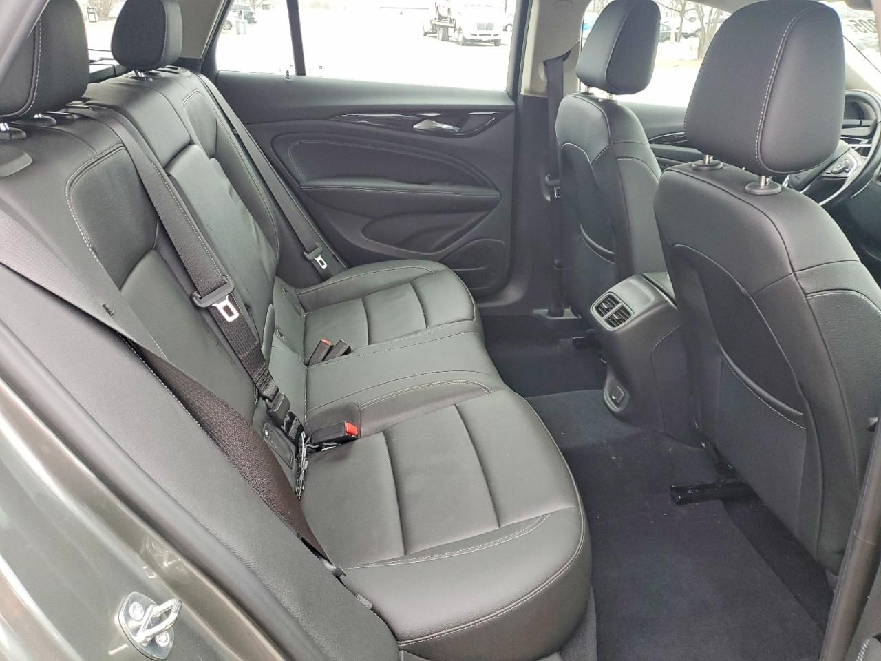 2019 Buick Regal Tourx Essence