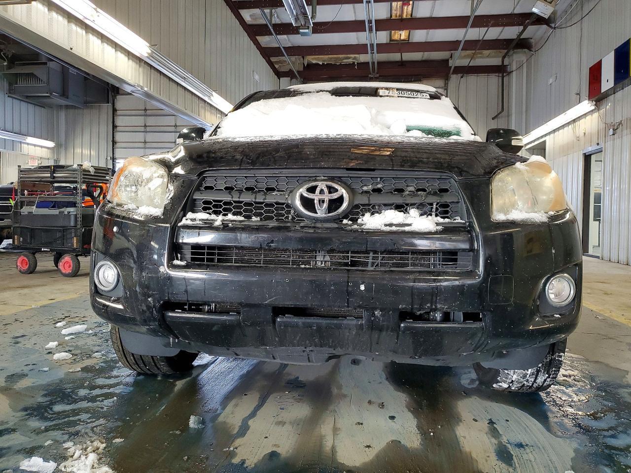 2011 Toyota Rav4 Sport