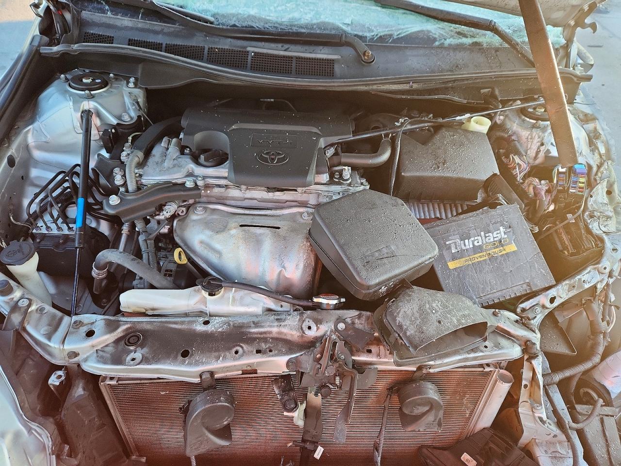 2016 Toyota Camry le