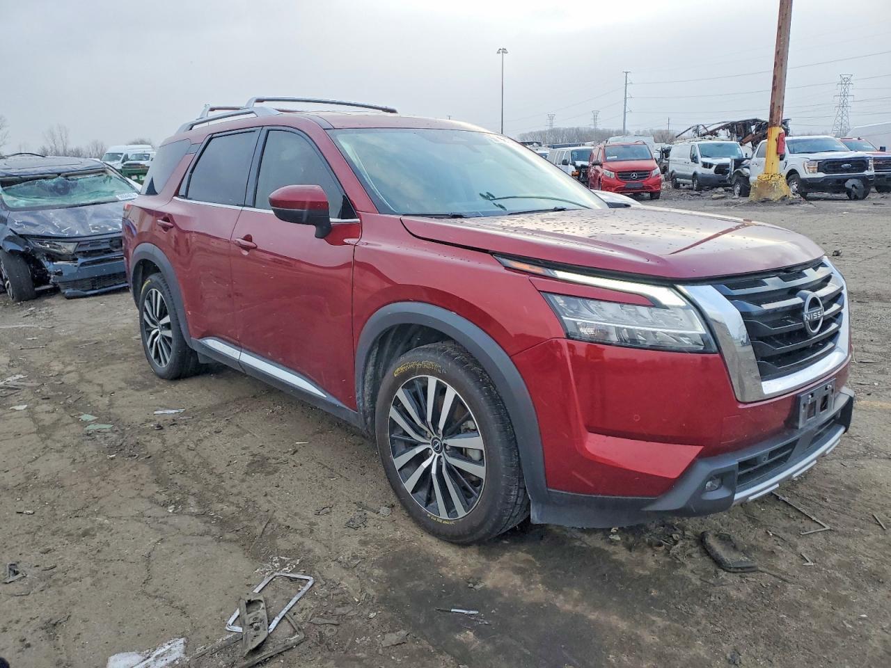 2023 Nissan Pathfinder Platinum