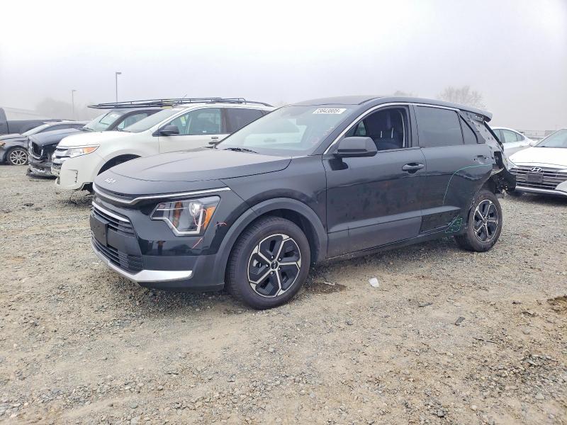 2023 KIA Niro lx