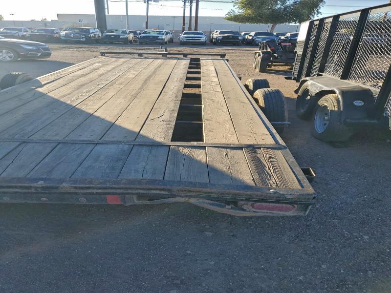 2015 Diamond C Equipment Trailer