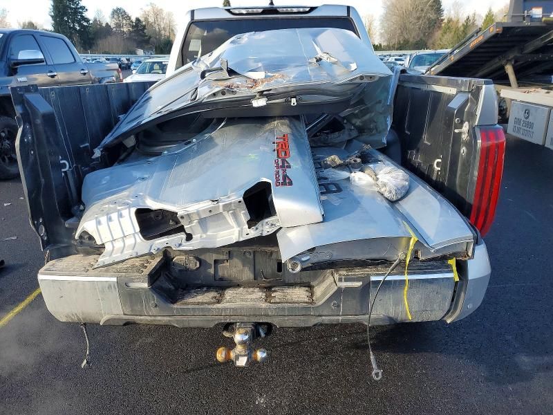 2023 Toyota Tundra Crewmax SR5