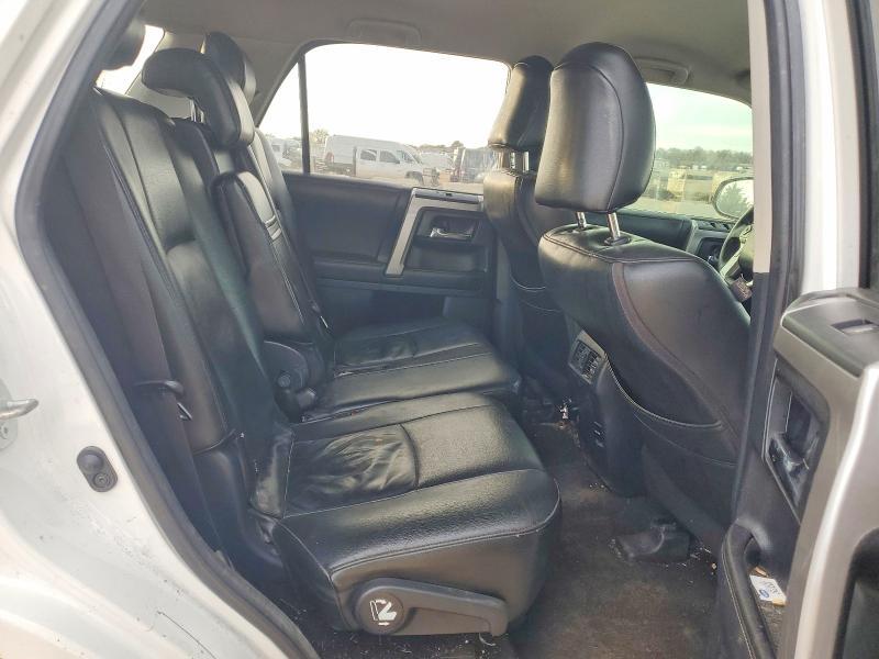 2016 Toyota 4runner SR5