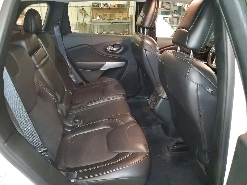 2018 Jeep Cherokee Latitude Plus