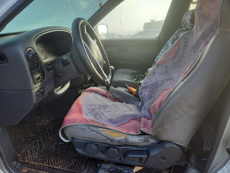 1999 Nissan Pathfinder