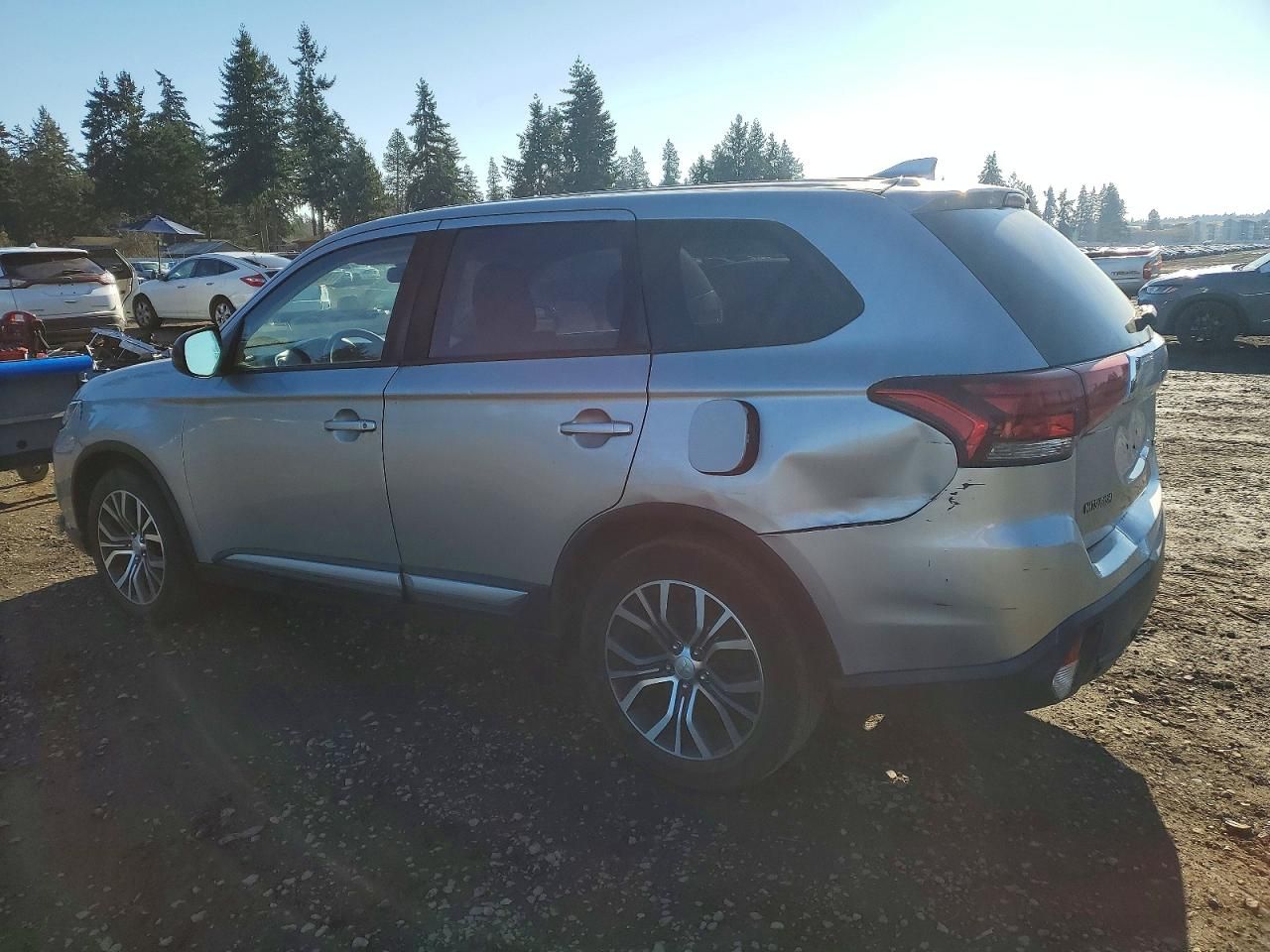2018 Mitsubishi Outlander es