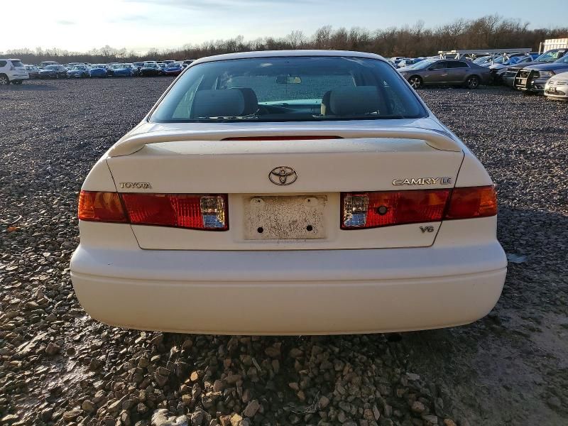 2001 Toyota Camry le