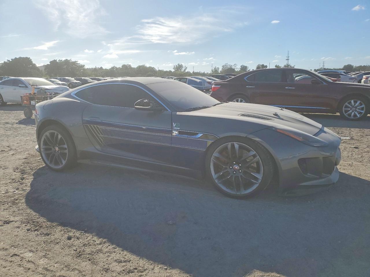 2017 Jaguar F-type r