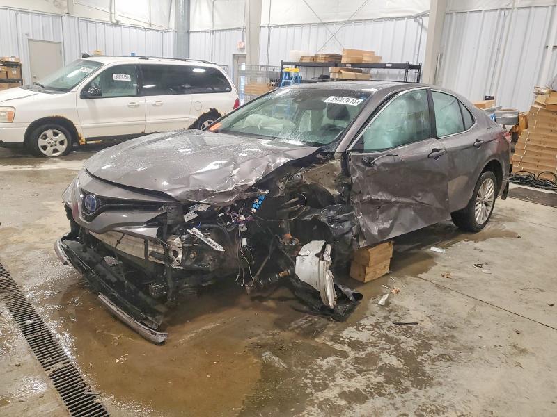 2018 Toyota Camry Hybrid