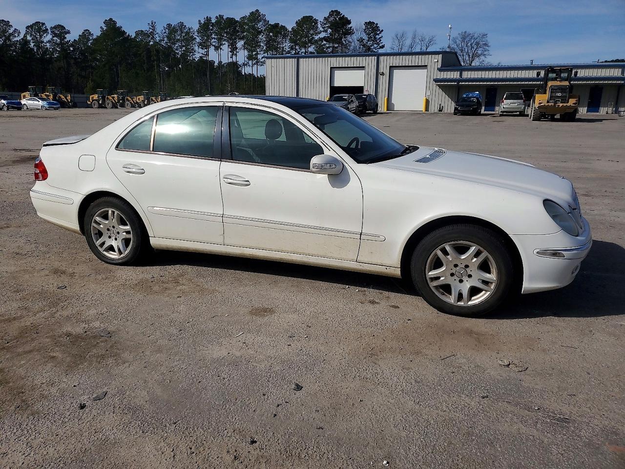2003 Mercedes-Benz E 320