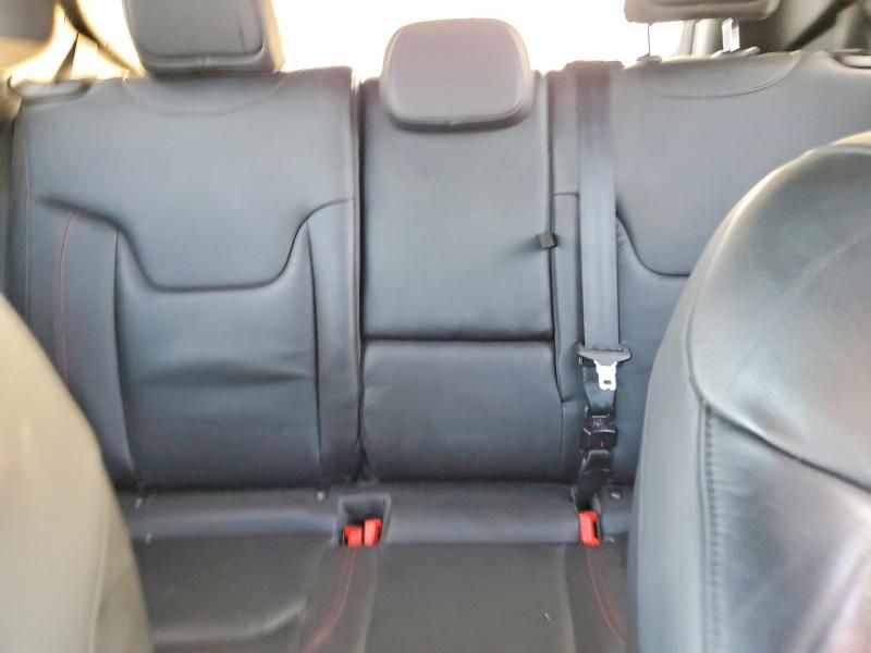 2017 Jeep Renegade Trailhawk