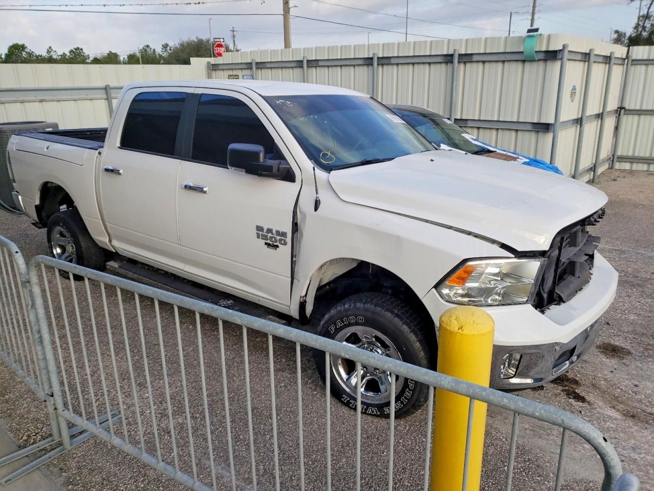 2016 Dodge Ram 1500 slt