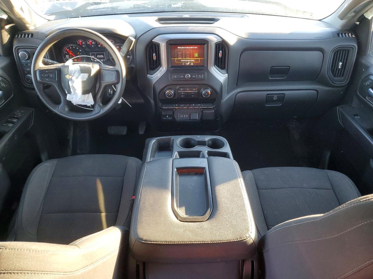 2022 Chevrolet Silverado LTD K1500 Custom