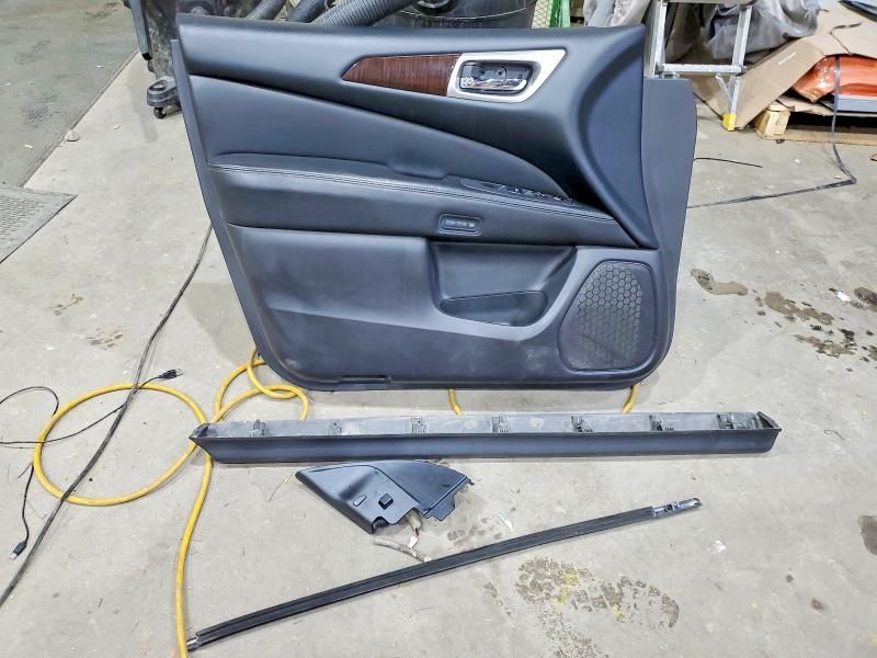 2016 Nissan Pathfinder s