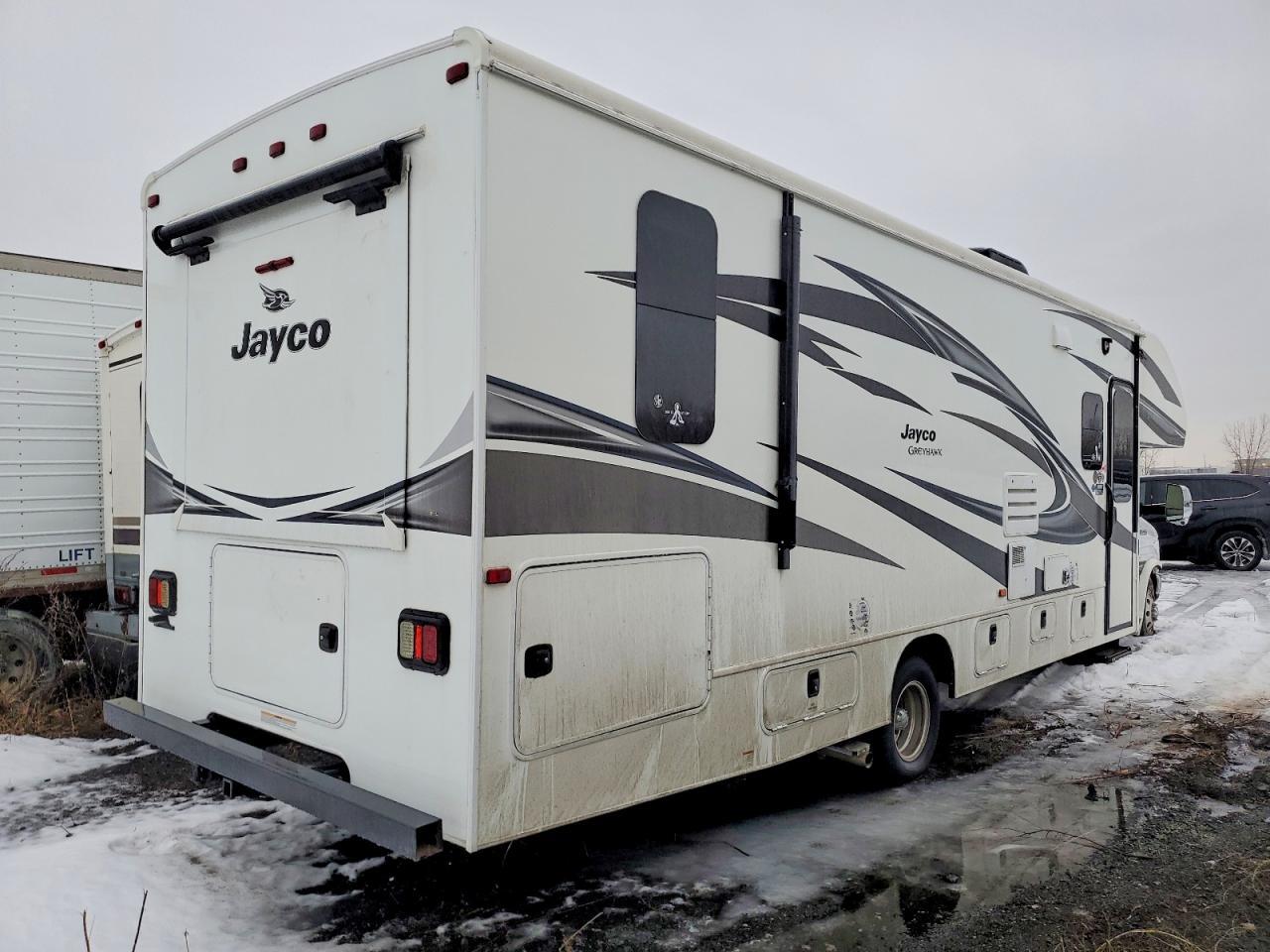 2019 Ford Econoline E450 Super Duty Cutaway Van
