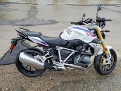 Salvage motorcycles for sale at Woodhaven, MI auction: 2020 BMW R 1250 R