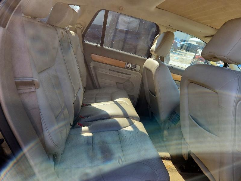 2007 Lincoln Townhouse MKX