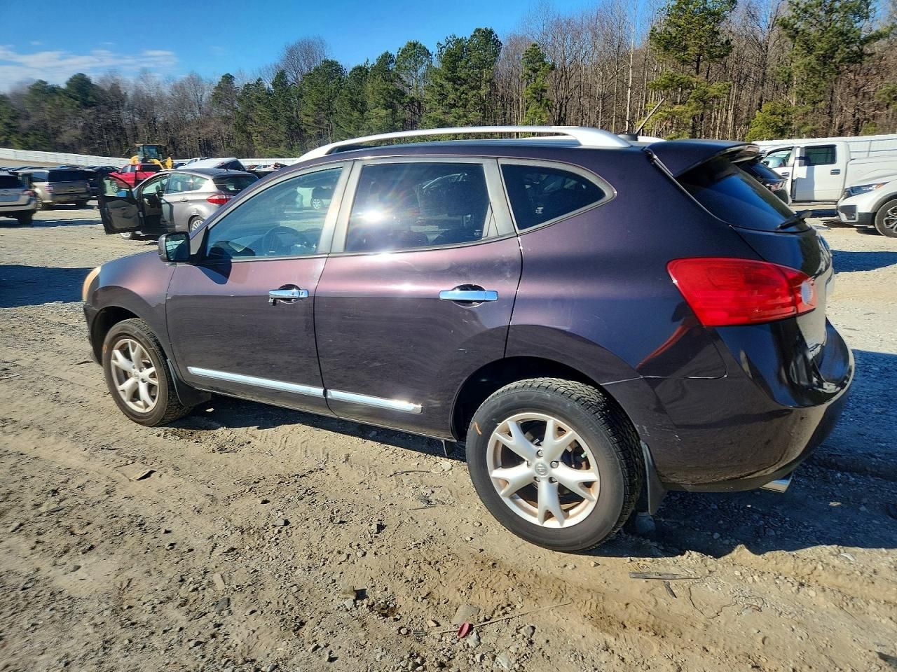 2011 Nissan Rogue s