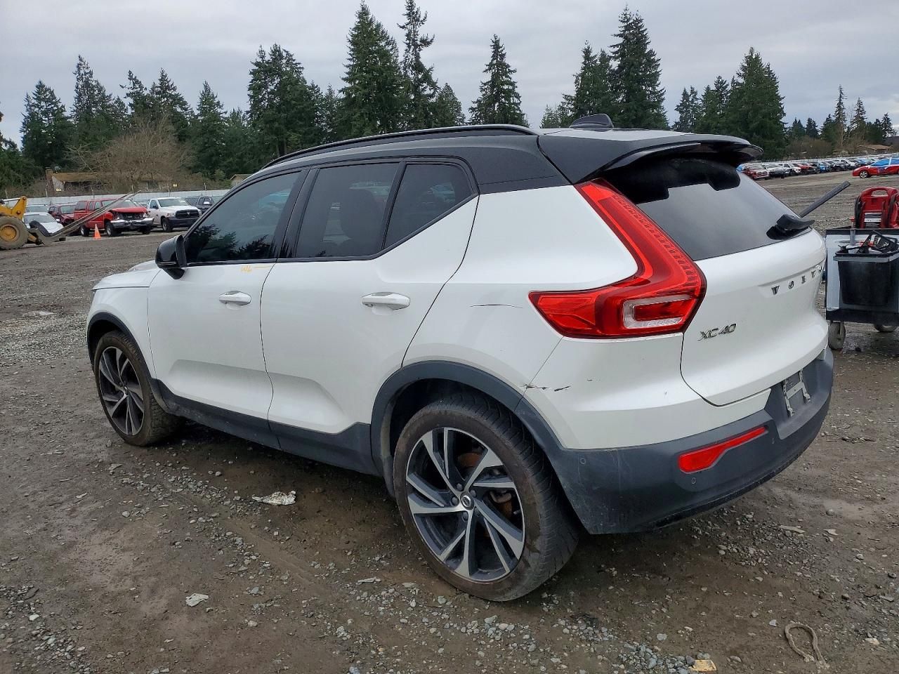 2021 Volvo Xc40 T5 R-design