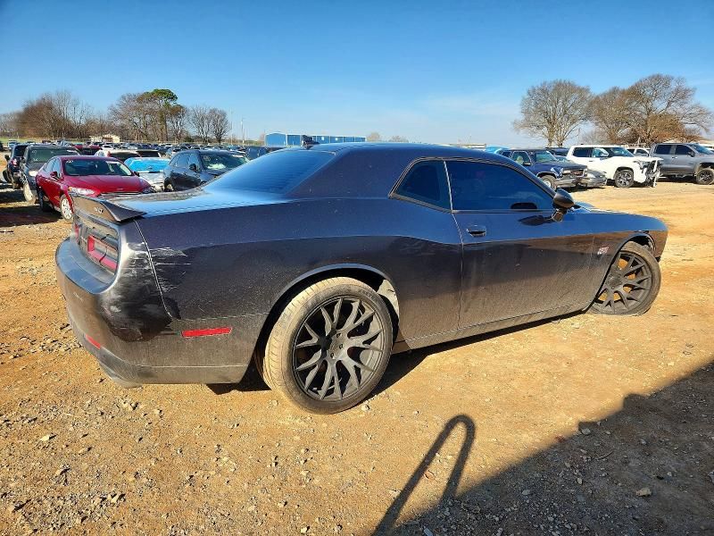 2016 Dodge Challenger srt 392