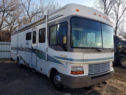 2001 Bounder 2001 Ford F550 Super Duty Stripped Chassis en venta en Kansas City, KS