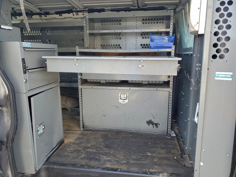 2013 Chev Express G2500
