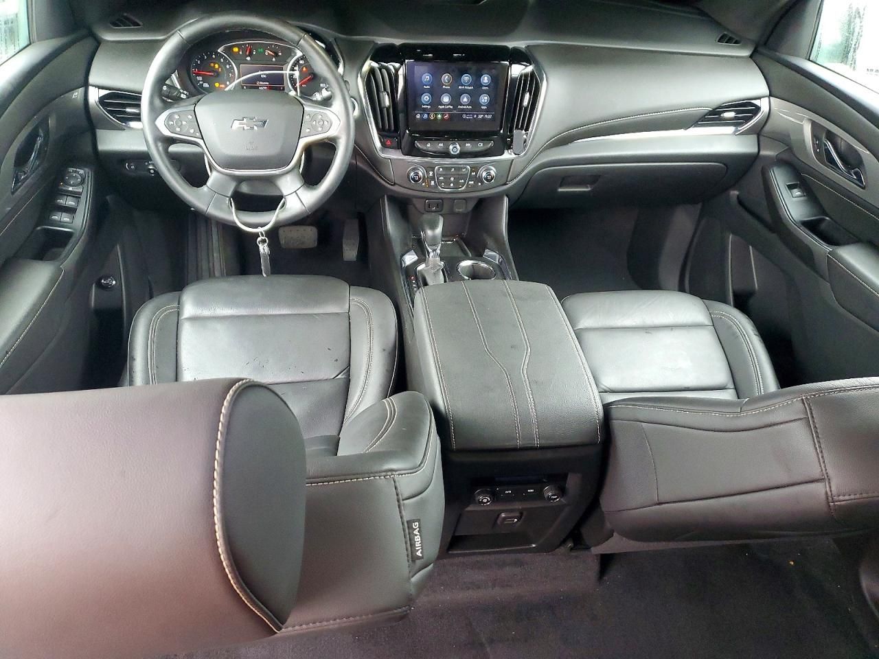 2023 Chevrolet Traverse lt