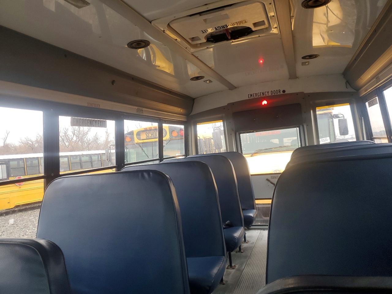 2009 GMC Savana School Bus