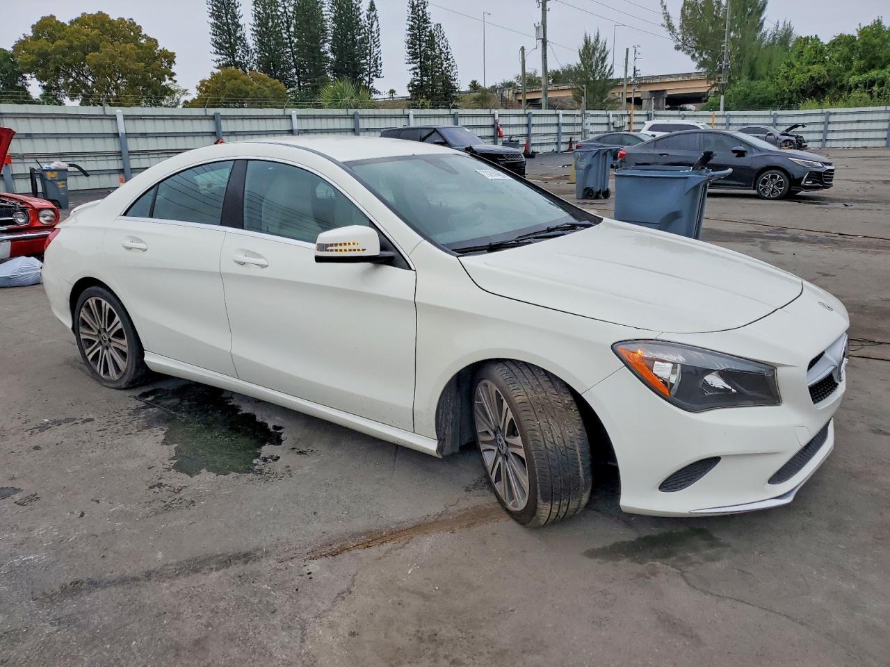 2018 Mercedes-Benz Cla 250