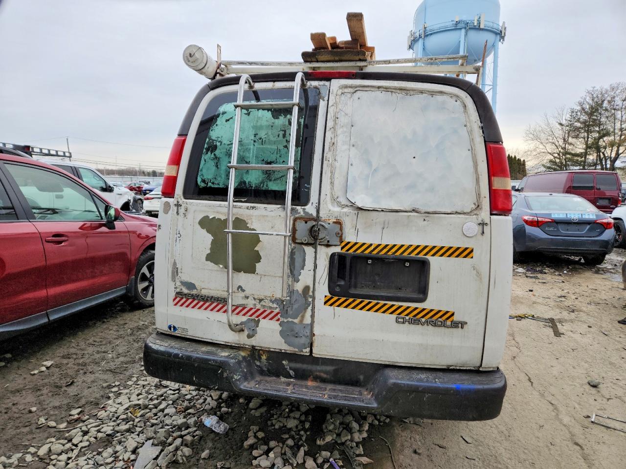 2005 Chev Express G2500