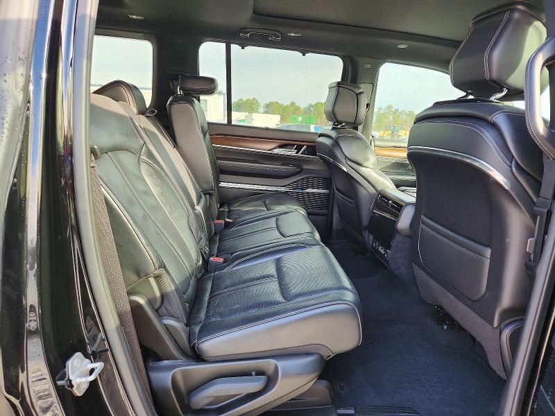 2022 Jeep Grand Wagoneer Series i