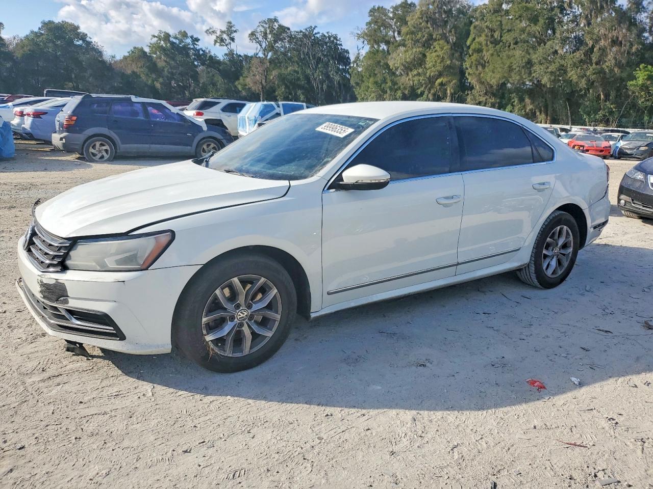 2016 Volkswagen Passat s
