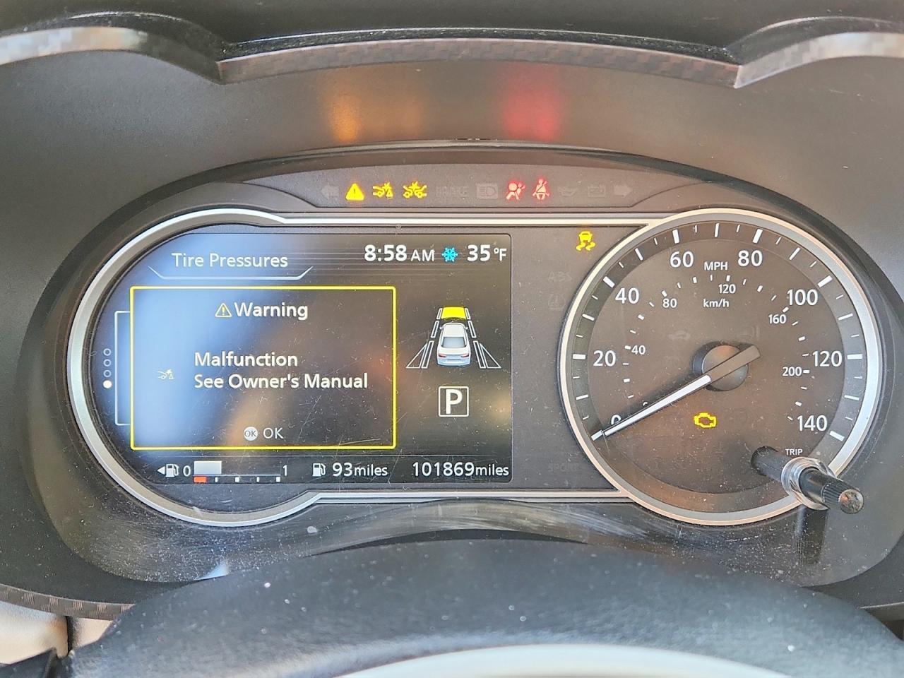 2020 Nissan Versa sv