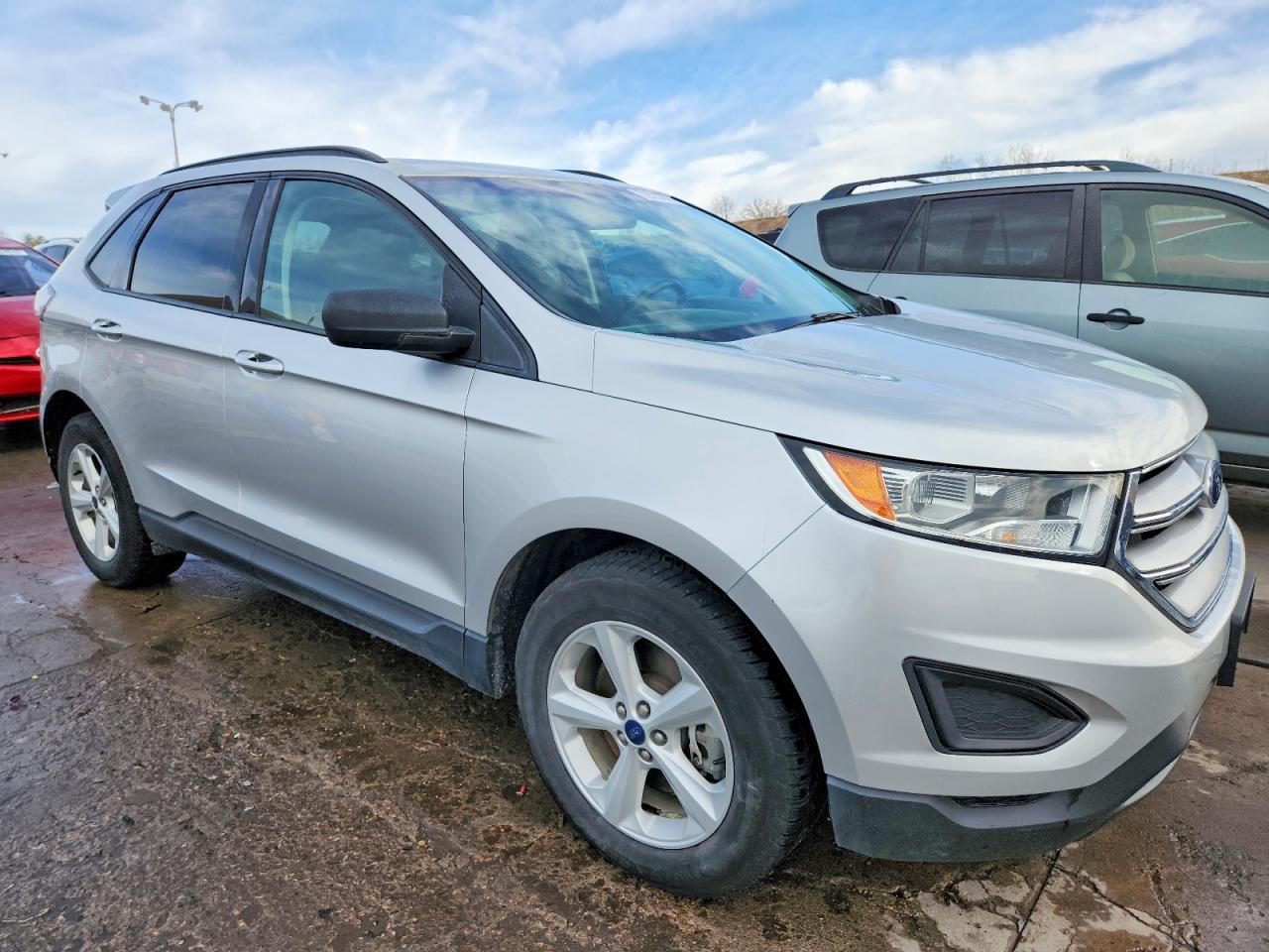 2017 Ford Edge se