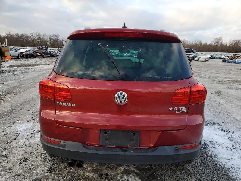 2015 Volkswagen Tiguan s