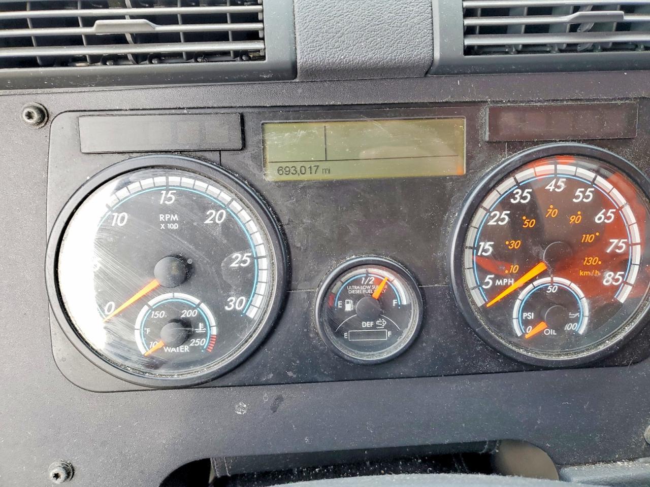 2019 Freigliner 2019 Freightliner Cascadia 125 Semi Truck