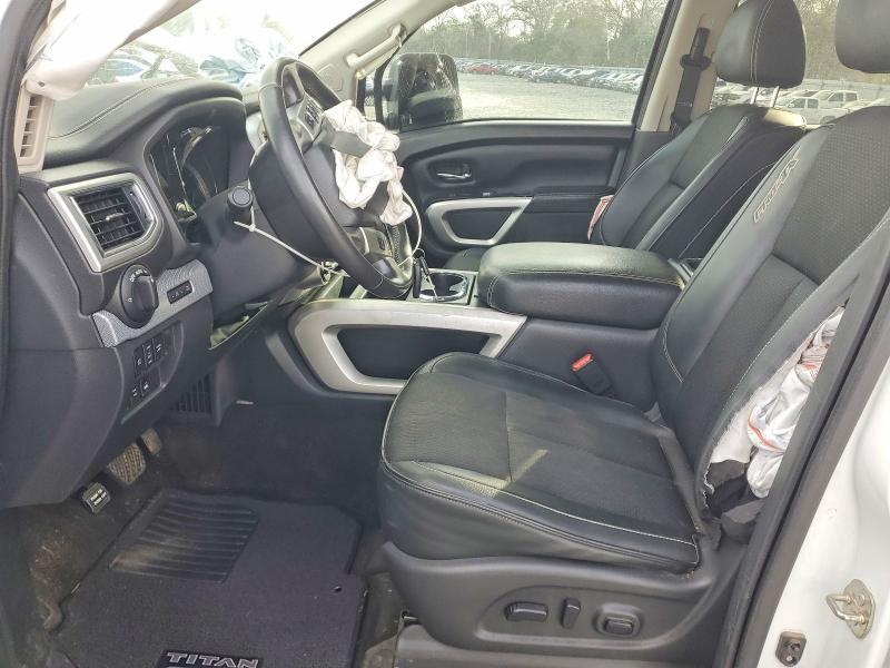 2019 Nissan Titan xd sl