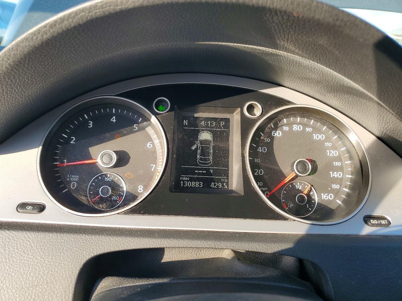 2010 Volkswagen Passat Komfort