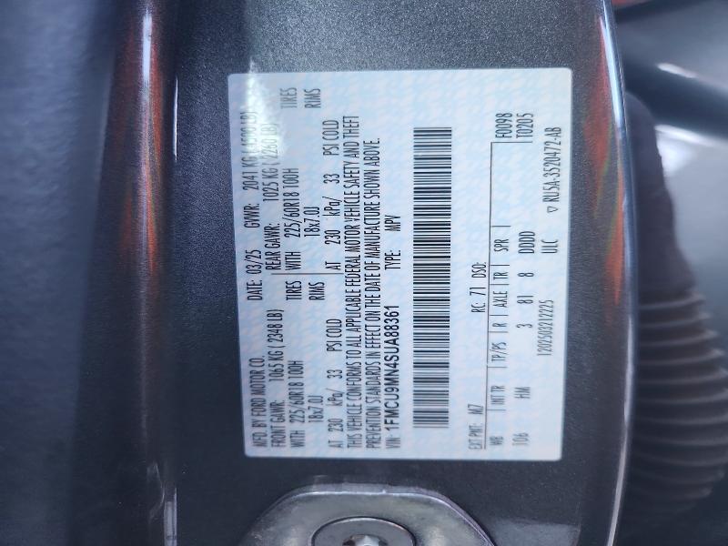 2025 Ford Escape st Line