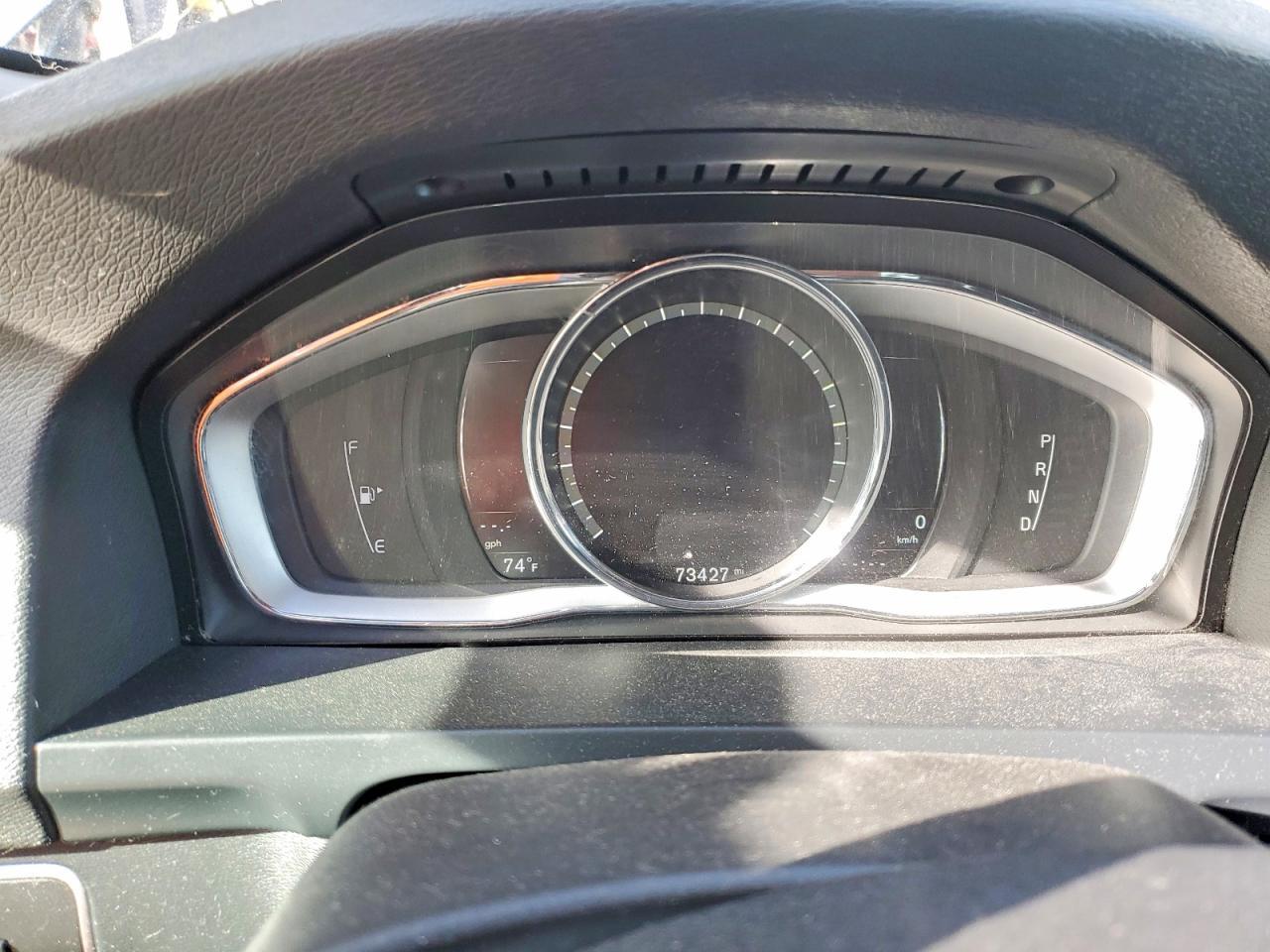 2018 Volvo V60 Cross Country Premier
