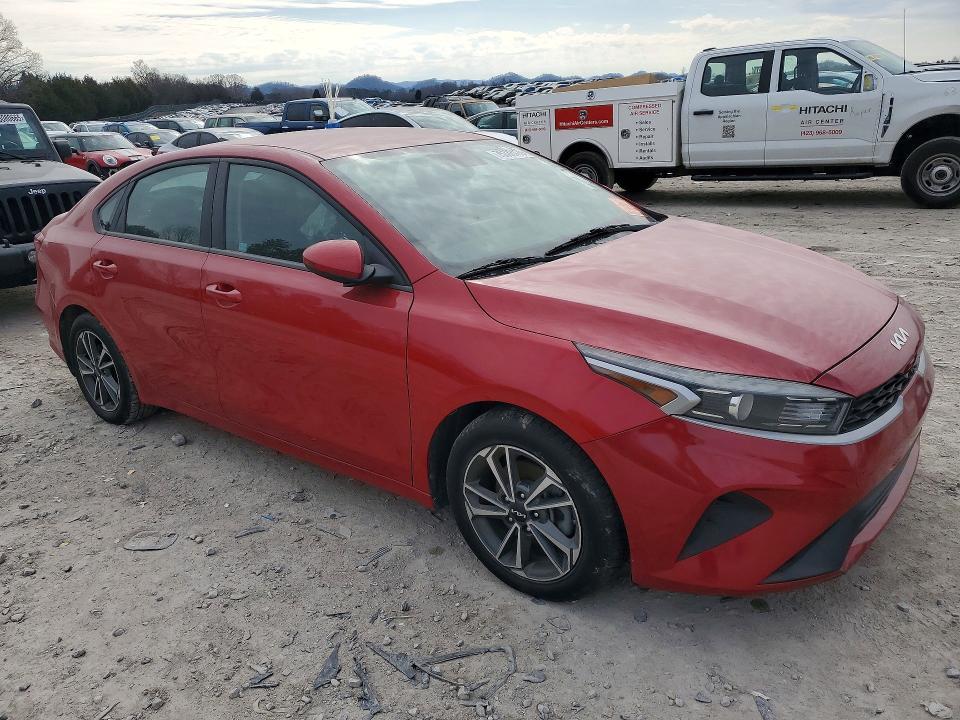2022 KIA Forte fe