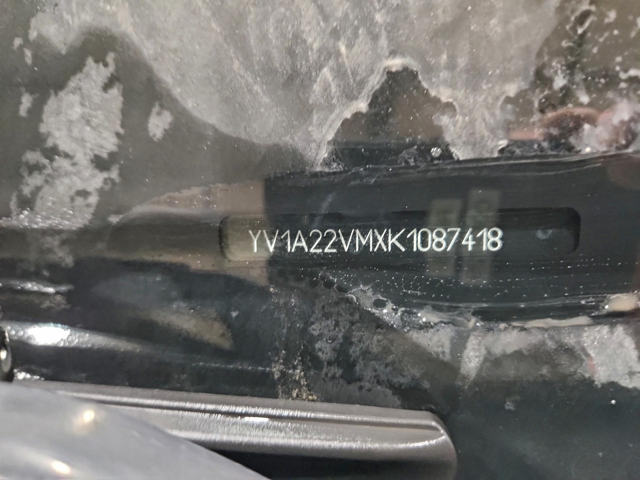 2019 Volvo V90 T6 R-design